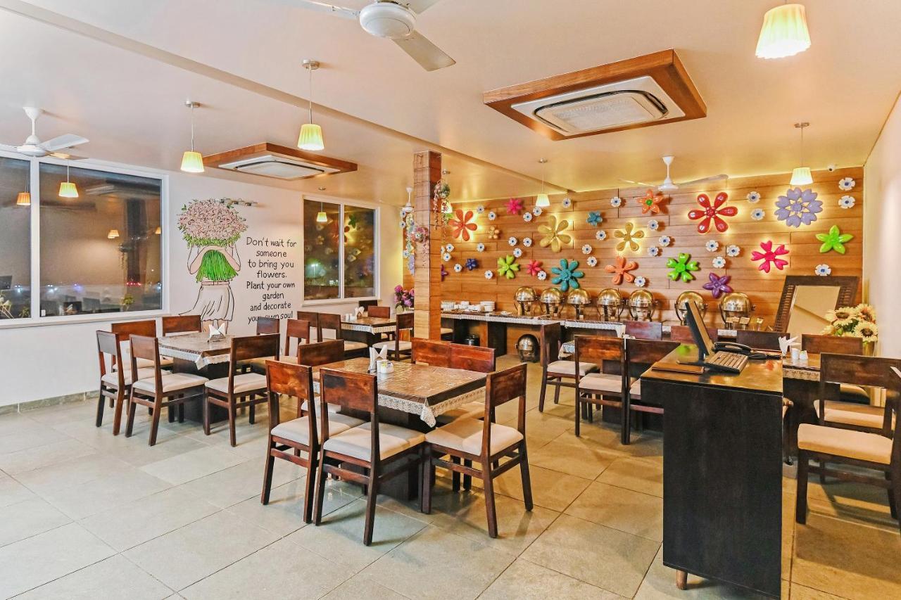 Fleur Hotel Divisione di Divisione di Jaipur Esterno foto
