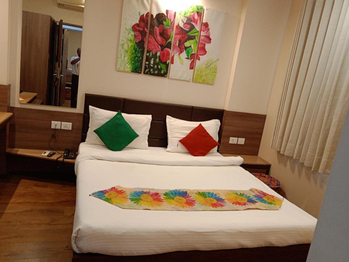 Fleur Hotel Divisione di Divisione di Jaipur Esterno foto