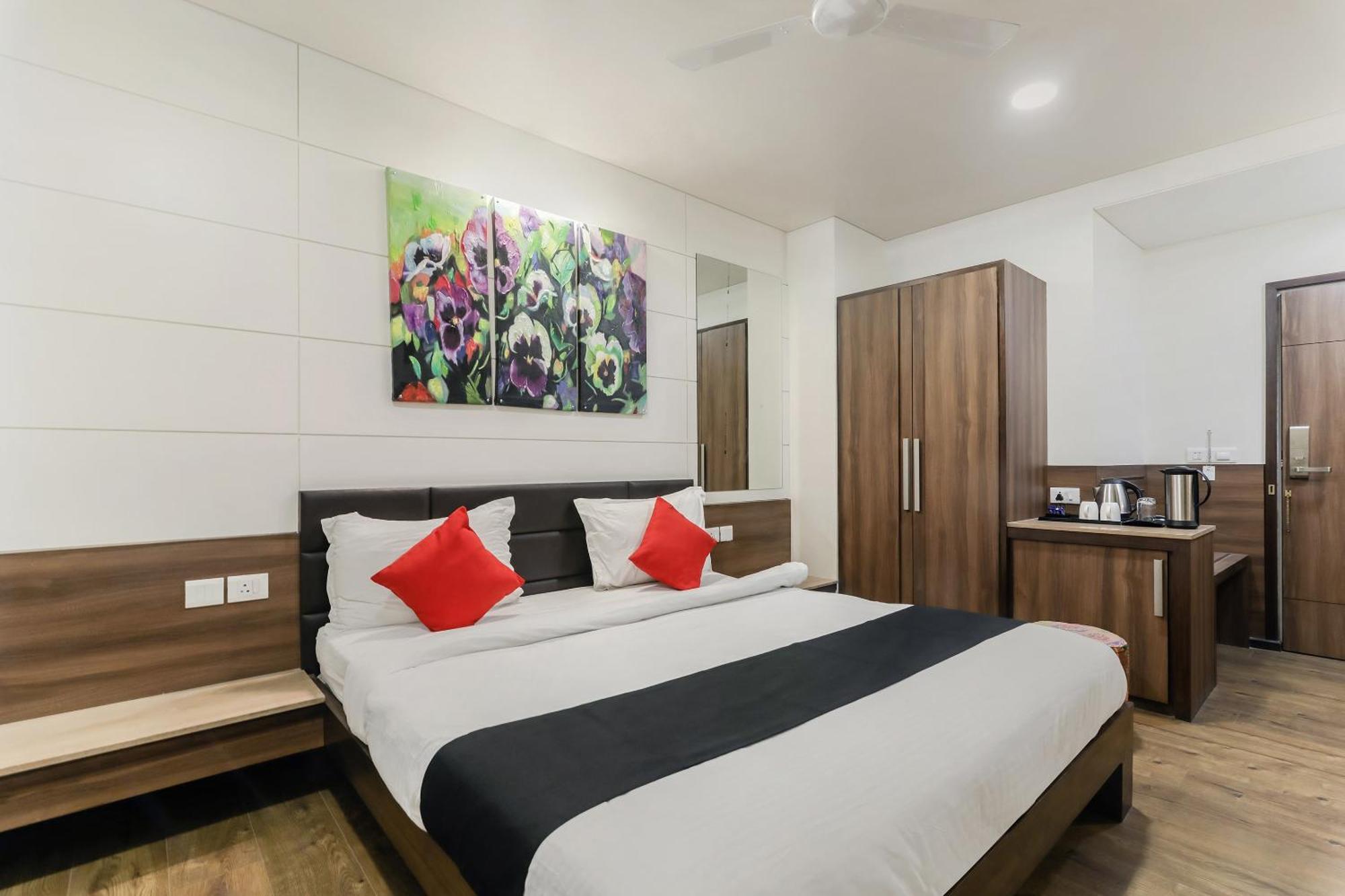 Fleur Hotel Divisione di Divisione di Jaipur Esterno foto