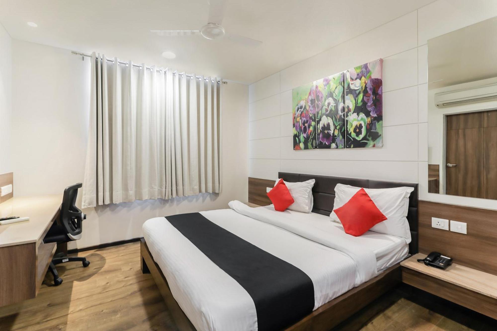 Fleur Hotel Divisione di Divisione di Jaipur Esterno foto