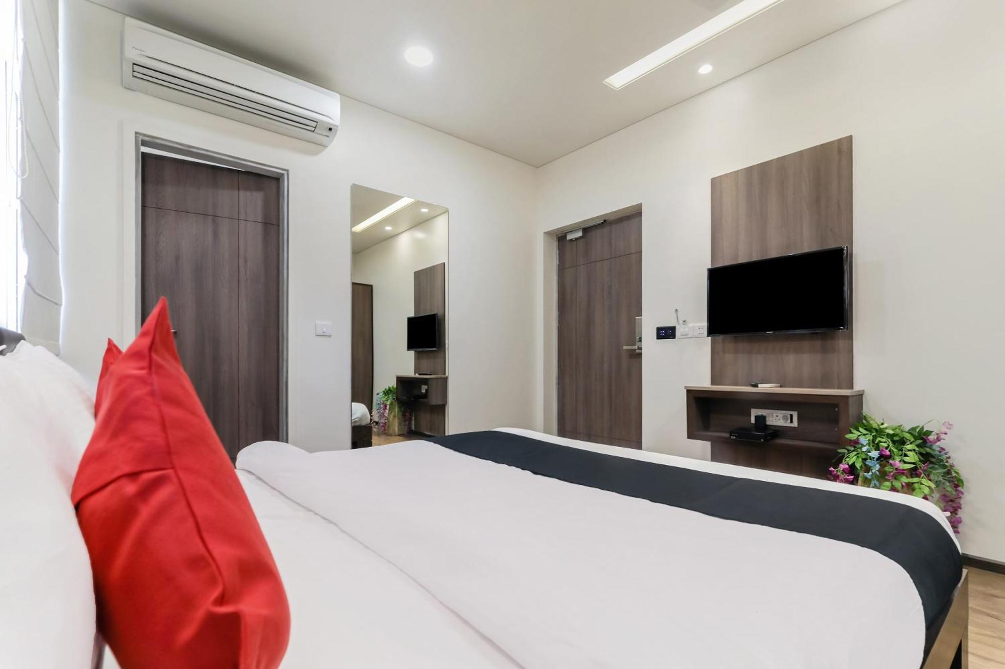 Fleur Hotel Divisione di Divisione di Jaipur Esterno foto